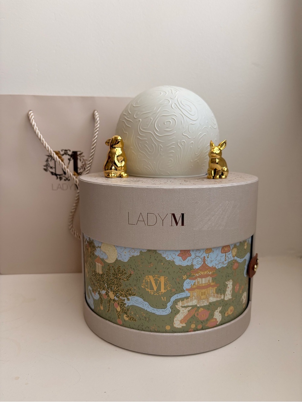 Lady M 2026 Mid-Autumn Festival Moonlit Reverie Gift Set packaging.